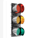Semáforo con 3 Luces de 162pcs de diodos LED  de 300mm,  24vdc, verde de 12W, amarilla de 11.8W y roja de 12.3W, Estándar ITE, Cover Clear con Visera, sorpote y tablero, Negro