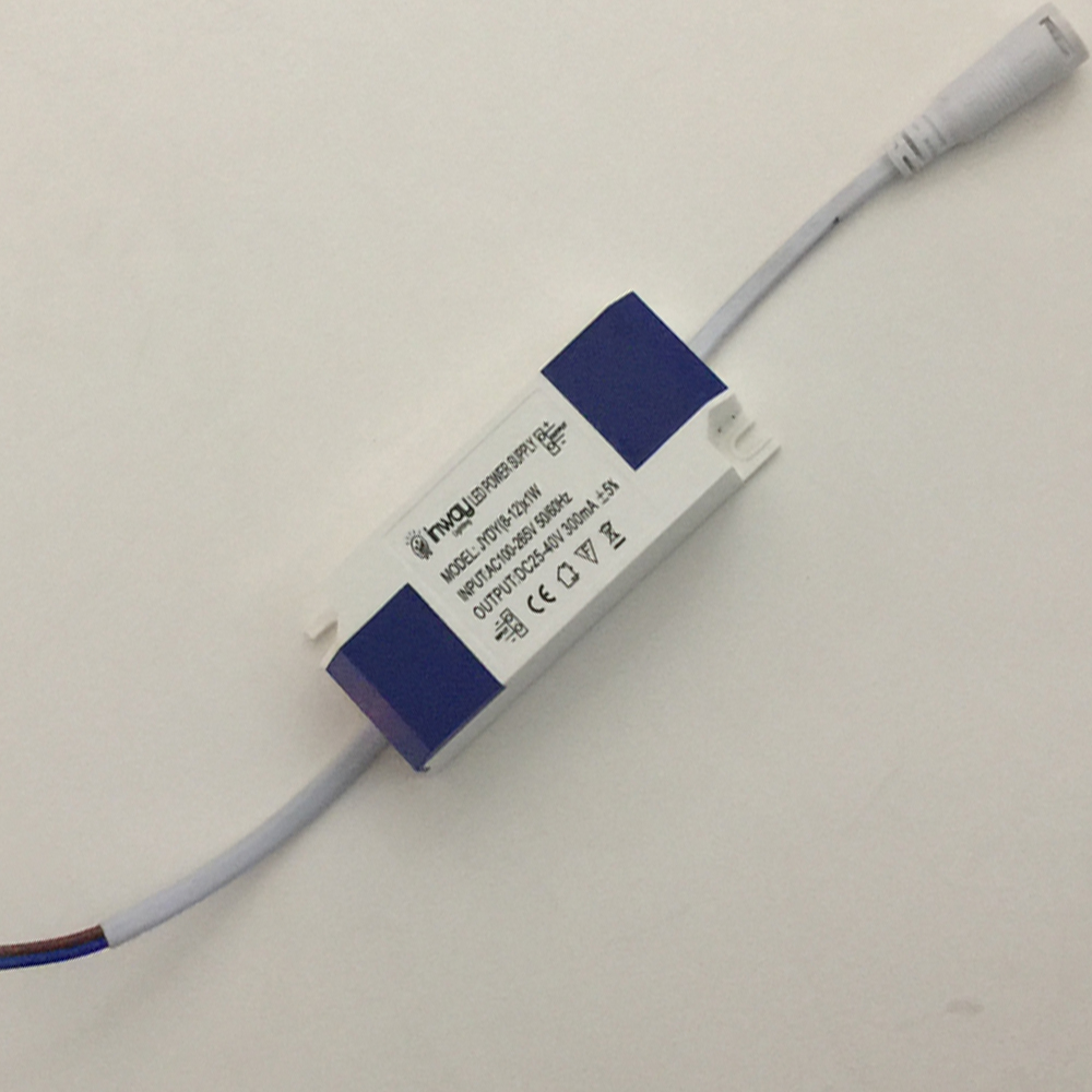 Driver p/Lámpara LED, IP20, 8-12W, 100-265Vac, Output: 24-45Vdc, 300mA