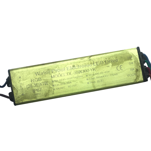 Driver p/Lampara LED RGB, IP67, 24-36W, 85-265Vac, Output: 25-43Vdc, 300mAx3