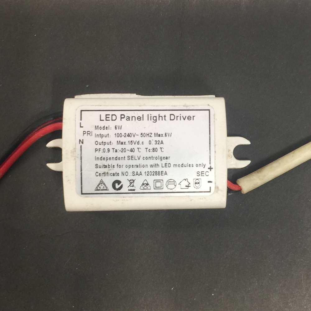 Driver p/Lámpara LED, IP20, 6W, 100-240Vac, Output: 15Vdc, 320mA, PF:0.9
