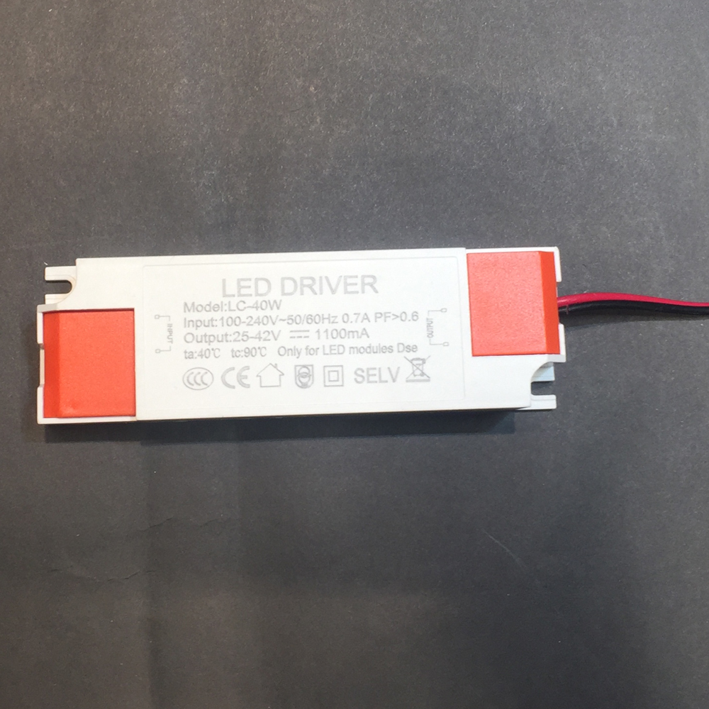 Driver p/Lámpara Lineal, IP20, 40W, 100-240Vac, Output: 25-42Vdc, 1100mA