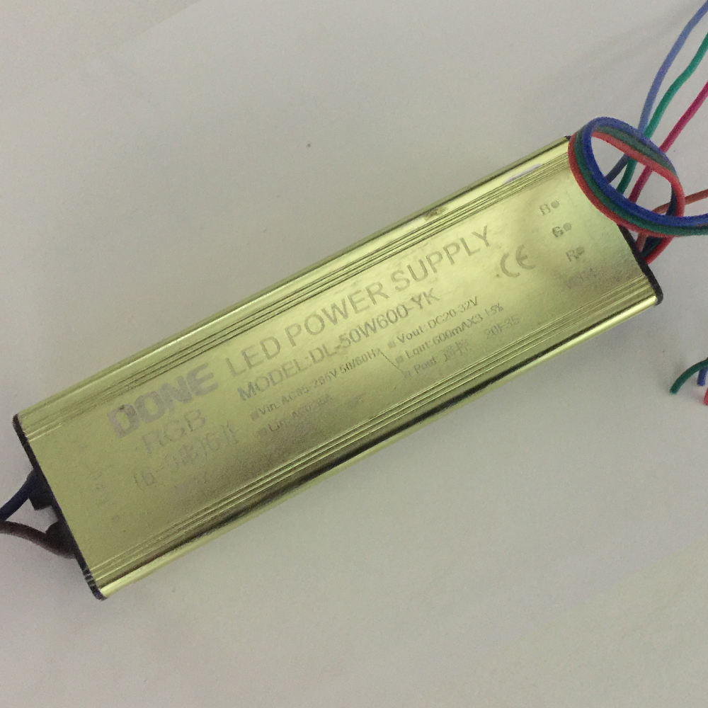 Driver p/Lámpara LED RGB, IP67, 50W, 85-265Vac, Output: 20-32Vdc, 600mAX3
