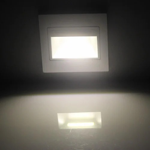 Step Light LED DG-001-0300, 3W, WW 3000K, 100-265Vac, IP65, 45x120 Grados, Dimensiones: 105x81x40mm, Blanco