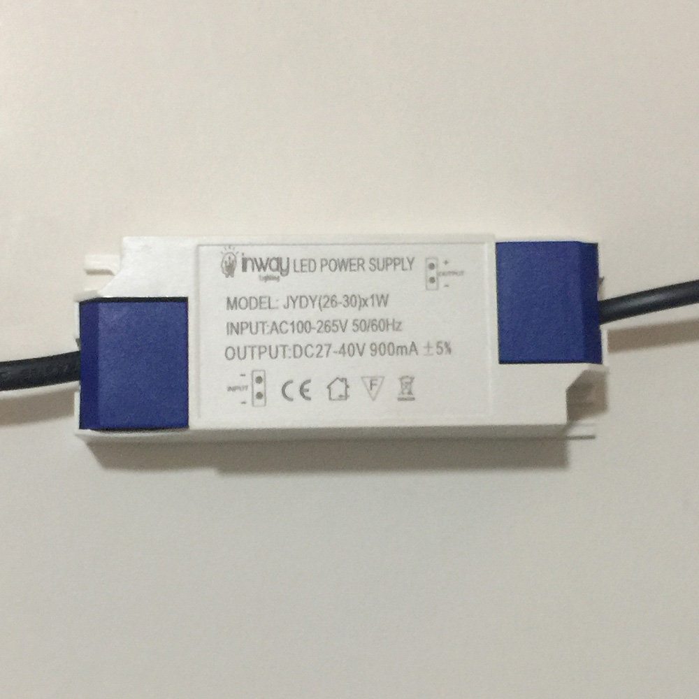 Driver p/Lámpara LED, 26-30W, 100-265Vac, Output: 27-40Vdc, 900mA, IP20