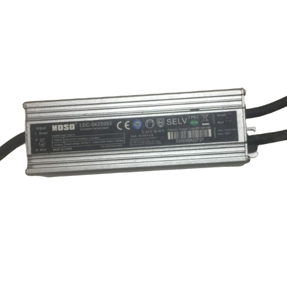 Driver p/Lámpara LED Dimmable de 0-10V con Supresor de Pico externo 20KV/20KA, 42W, 100-277Vac, Output: 28-53Vdc, 800mA, IP67