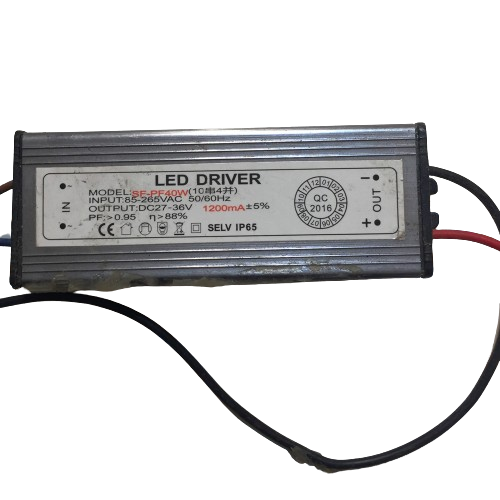 Driver p/Lámpara LED, IP65, 40W, 85-265Vac, 27-36Vdc, 1200mA, PF&gt;0.95
