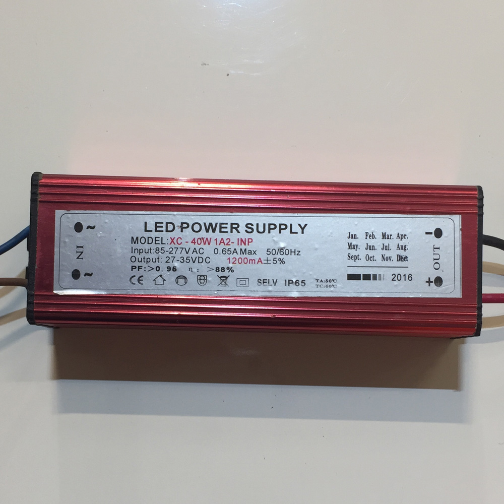 Driver p/Lámpara LED, IP65, 40W, 85-277Vac, Output: 27-35Vdc, 1200mA