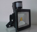 Reflector COB LED, 20W, 6000K Blanco Frío, 100-240Vac, Con sensor de movimiento, IP65, 120 Grados