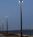 Poste Modular color negro p/Luminaria, Largo: 6Mts, con medida en la parte superior de 76mm, Incluye: base de sujeción 220x220xT8mm