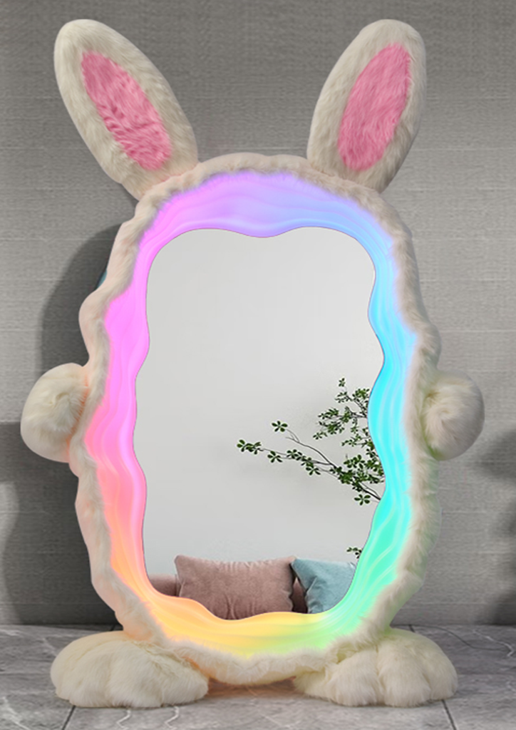 Usagi Hikari: Espejo iluminado con textura suave como piel de conejo, inspirado en la magia del anime japonés. Elegante, moderno y lleno de encanto, perfecto para espacios juveniles con un toque sofisticado.