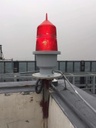 Luz de Obstrucción Cónica / 6-8Lux, 15W, secuencia parpadeo 20-60 ciclos por minuto, Rojo, 110Vac, Dimensiones: 300x500mm, IP65, 270 Grados