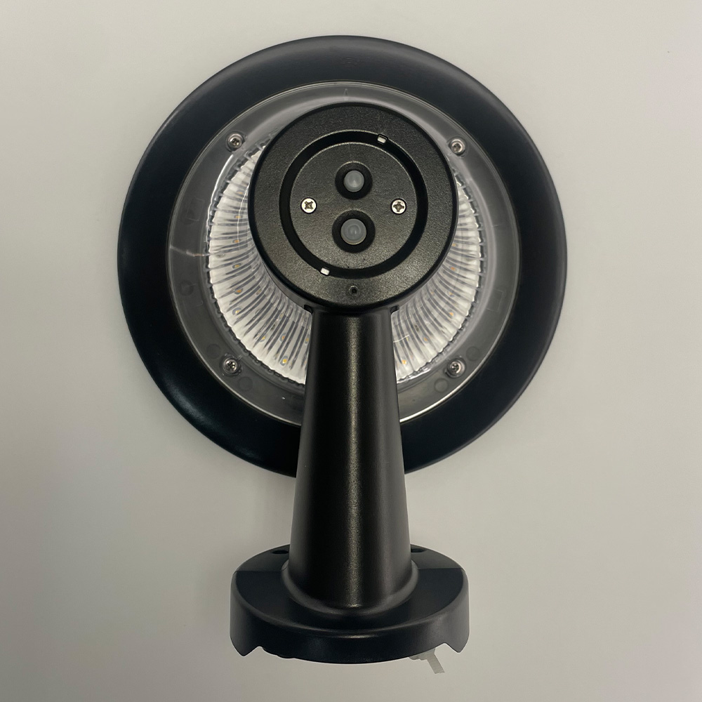 Lámpara Solar LED de Pared (Aplique) de 15W con Panel Solar Integrado de 5.8W, 4.5V y Sensor de Movimiento, 3000K + 4000K, 360 Grados, Con Batería de Litio de 19.2Wh, IP65, Dimensiones: 257x288.5x206.5mm, Negro
