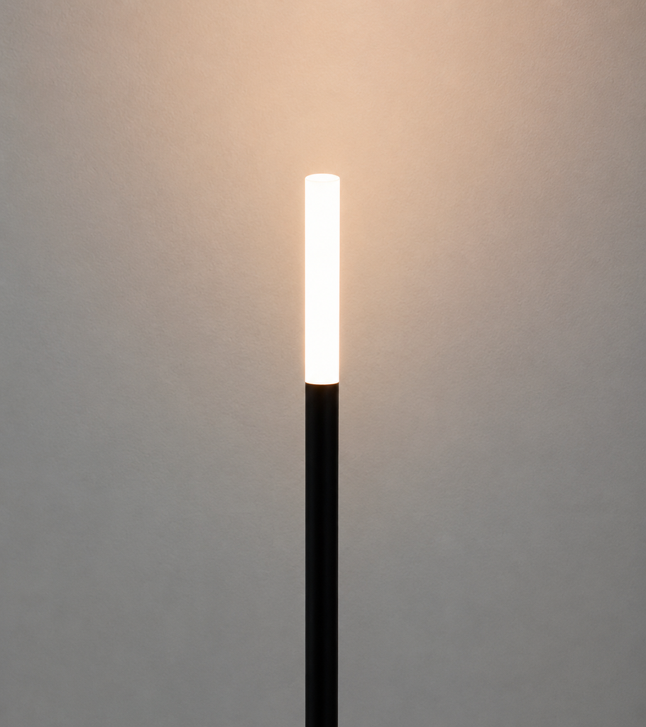 Espiga para Jardin LED, DG-1001-0100, 1.4W, CW 6000K, 24Vdc, IP65, 110 Grados, Incluye: Poste con base, Gris Oscuro de 1200mm y estaca de aluminio DG-205, Φ45X205mm