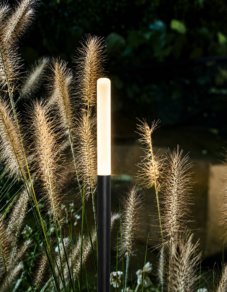 Espiga para Jardin LED, DG-1001-0100, 1.4W, CW 6000K, 24Vdc, IP65, 110 Grados, Incluye: Poste con base, Gris Oscuro de 1200mm y estaca de aluminio DG-205, Φ45X205mm