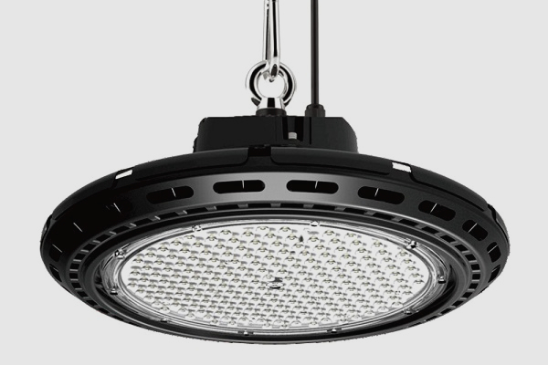 Lampara High Bay SMD LED, Tipo UFO F, 150W, CW 6000K, 100-240Vac, Supresor de Pico 4KV, IP65, 90 Grados