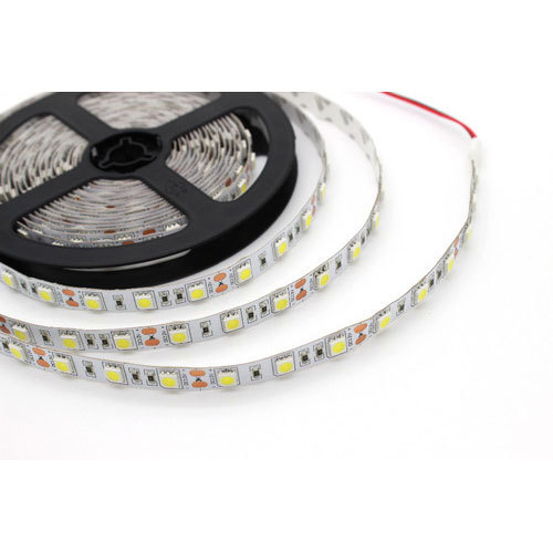 Cinta LED, SMD2835, 6000K Blanco Frío, 12Vdc, CRI≥80, Largo: 5Mts,  Ancho: 10mm, 60Led/Mts, IP65, Incluye: Clips