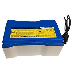 Bateria de Litio, Voltaje Constante de 12V, Corriente Variable, 675Wh, Cuadrada con Controlador Integrado p/Lampara