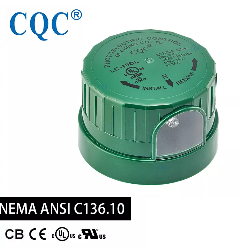 Fotocelda de 3 pin con cover verde (Fail-Off mode), 1800W, 380 Joule, 10000Amp, 120-277Vac, Material: Policarbonato (PC)