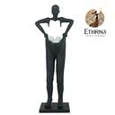 [DGPR-1028845] Eos Radiante: Una figura estelizada que irradia luz desde el centro del cuerpo, simbolizando el amanecer y la renovación, derivado de Eos.