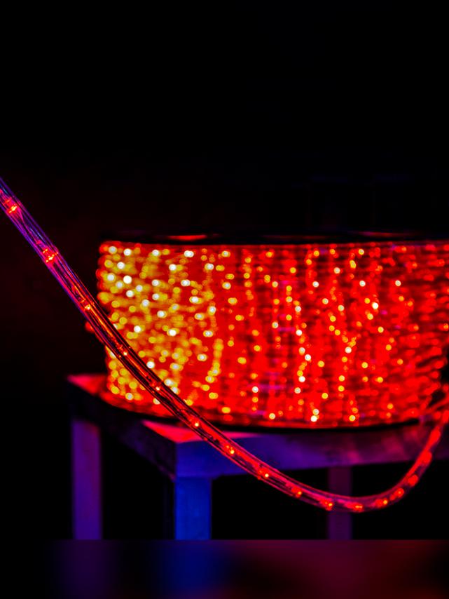 Manguera LED de Navidad de 2 pin, 4W/M, 306Lm/M, Roja, 110Vac, 36LED/Mts, Diámetro: ∮11mm, IP65, 360 Grados