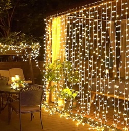 [DGPR-1024394] Cortina tipo Cascada LED p/Exterior, 2500K, 110Vac, 600pcs, 2Mx3M, Con cable blanco, IP44